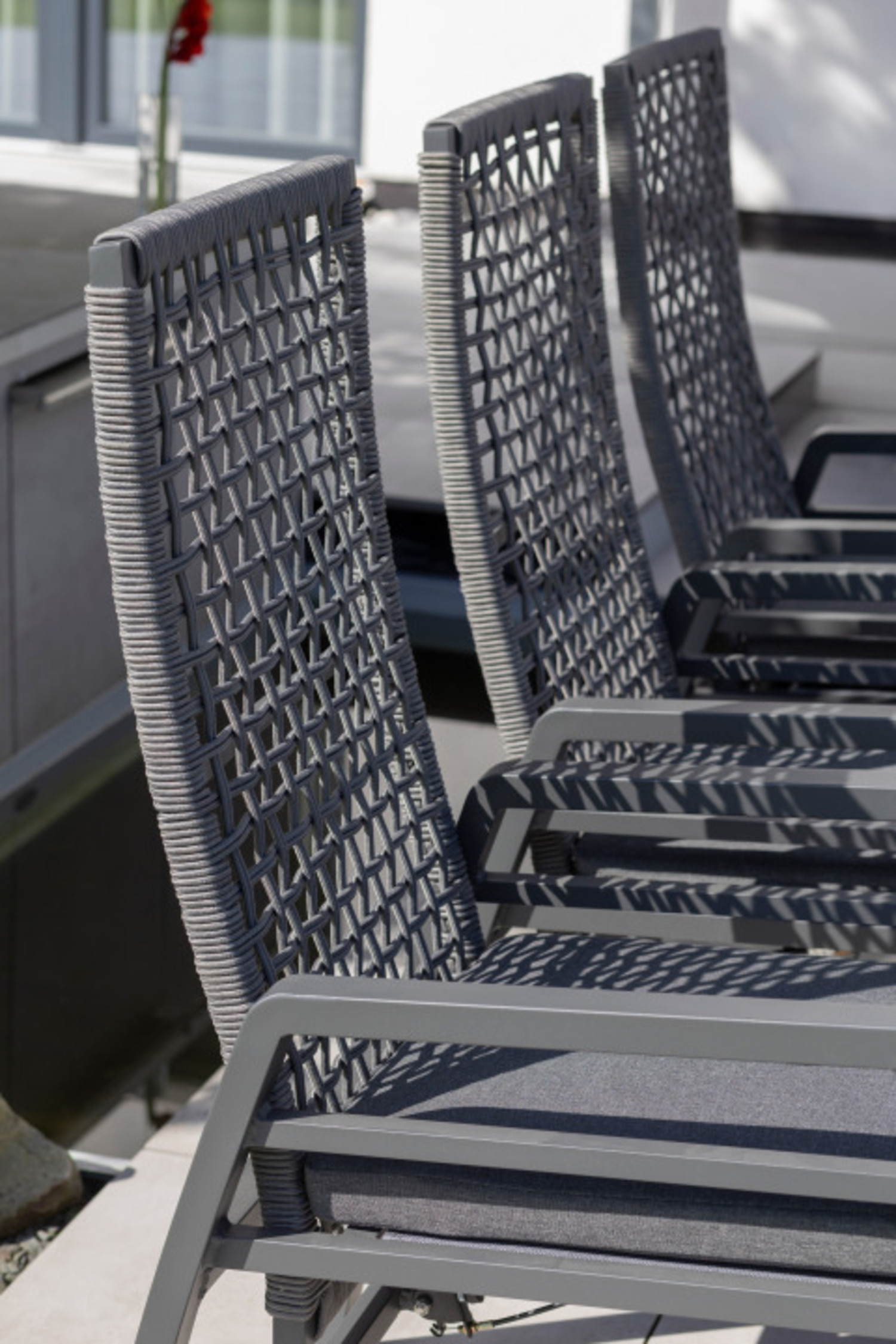 Gartenmöbelset Relaxsessel Lucena mit Tisch Malaga 200 x 90 cm Grau